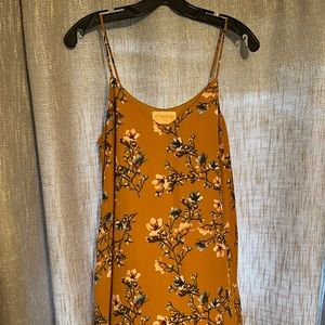 Boutique Flowery Dress with Pockets